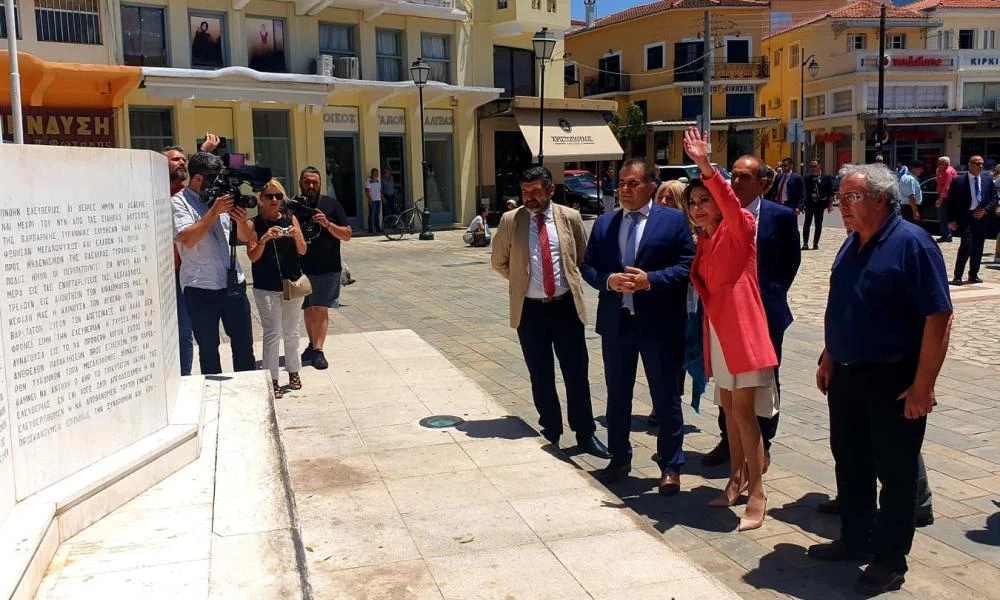 Στην Καλαμάτα η Γιάννα Αγγελοπούλου - Επίσκεψη στη Ιερά Μονή Βελανιδιάς